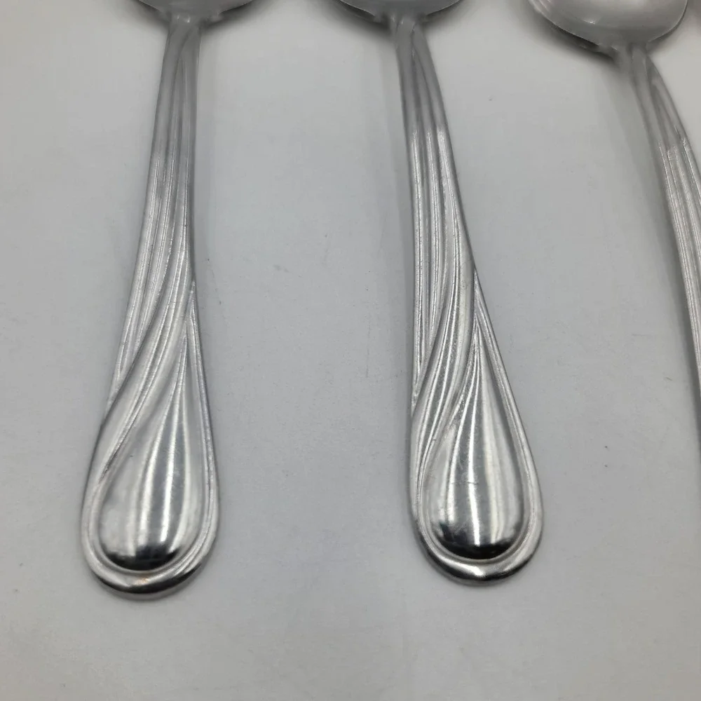 Pfaltzgraff Glennbrook 18/10 Stainless Flatware 5pc Set 4 Spoons 1 Fork